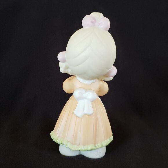 Vintage Avon 1998 Precious Moments “Love is the Key” Porcelain Figurine #482242 - Picture 3 of 6